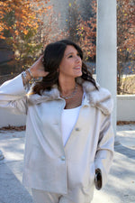 Load image into Gallery viewer, Platinum Cobra Luxe City Jacket w Fur Collar
